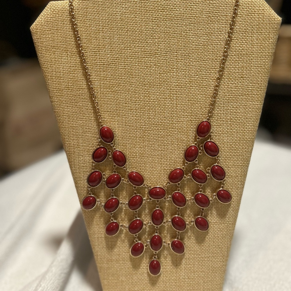 Gold and Burgundy accent necklace